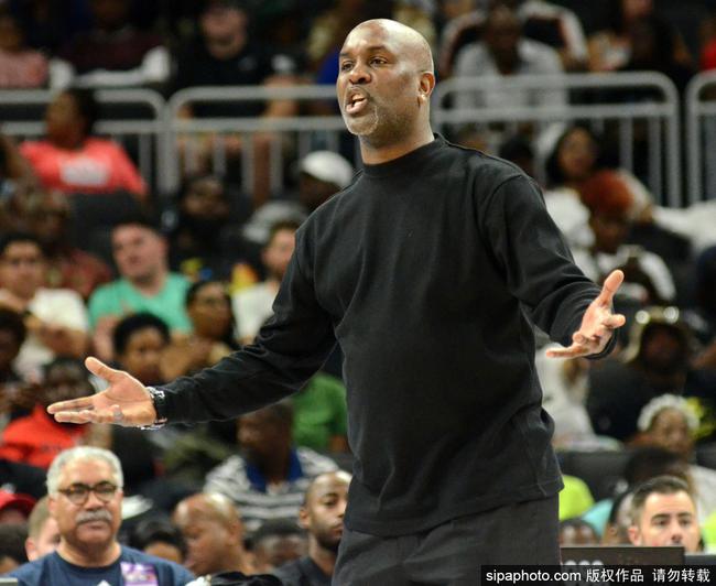 防俱佳的球 防俱佳的球