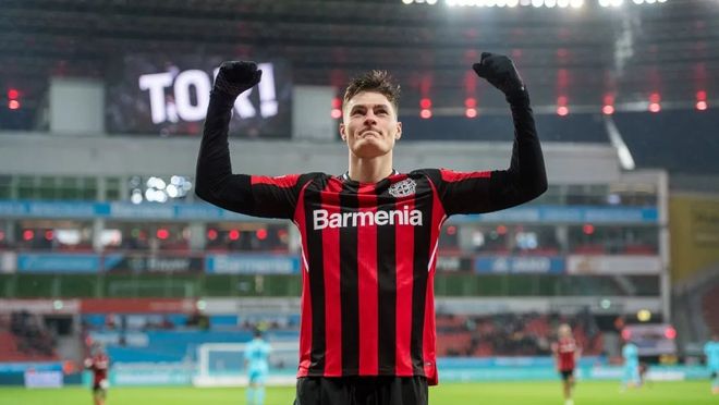 展现了他的 展现了他的